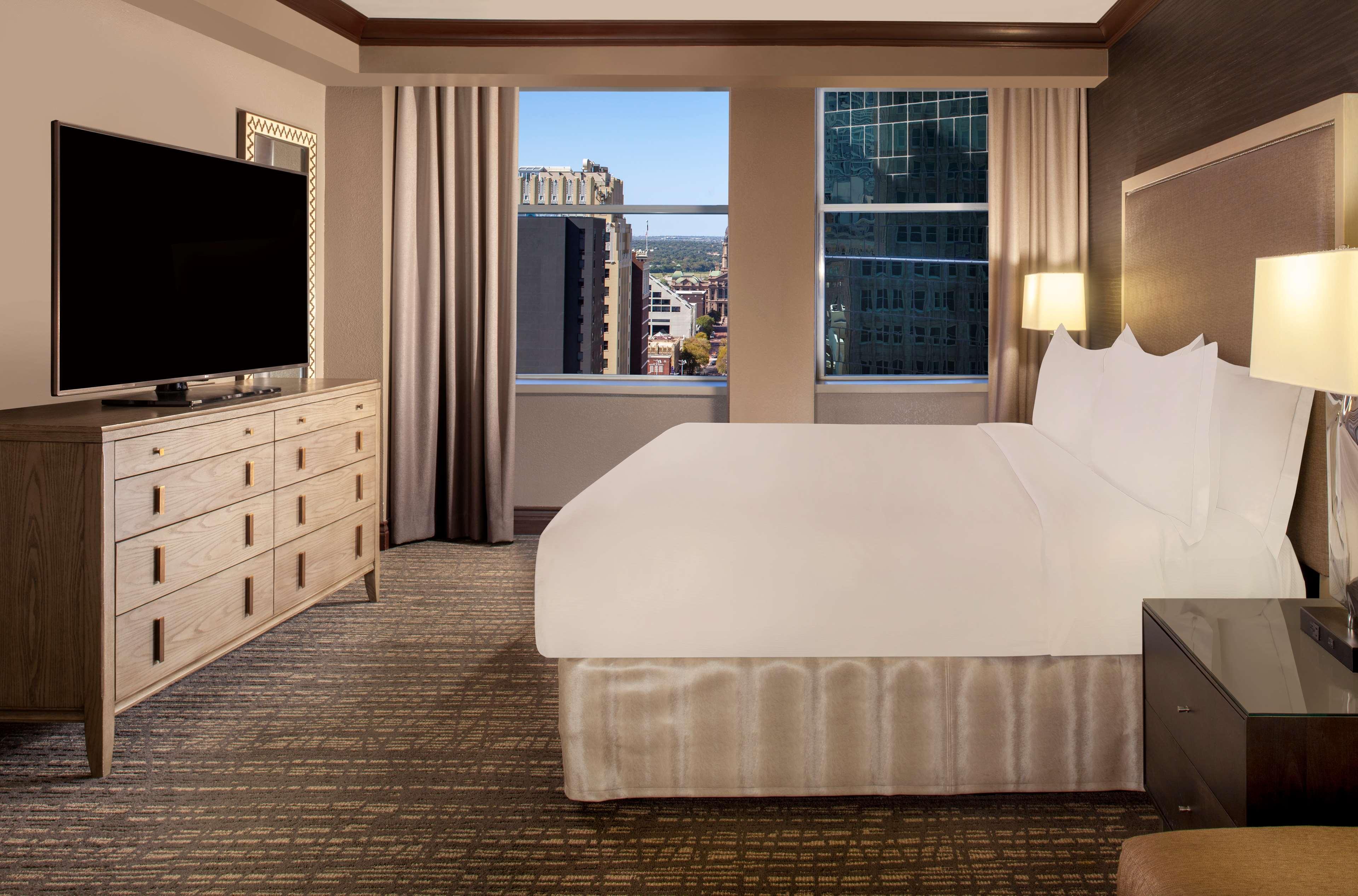 Hilton Fort Worth Exterior foto